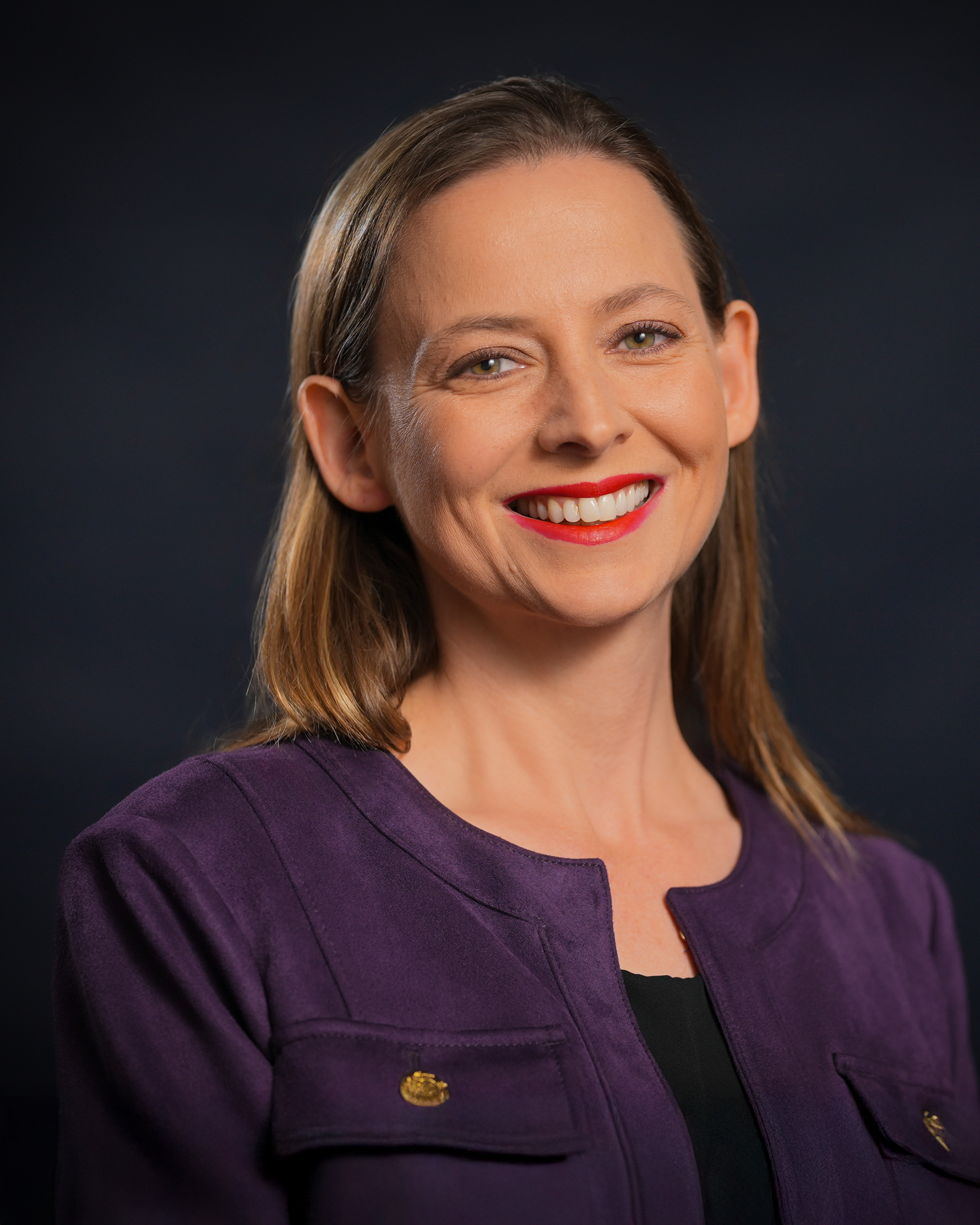 Hillary Shields Headshot